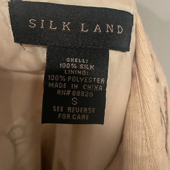 Silkland floral embroidery jacket size Small - Picture 7 of 7